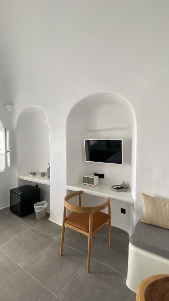 Nomikos Villas 33/46