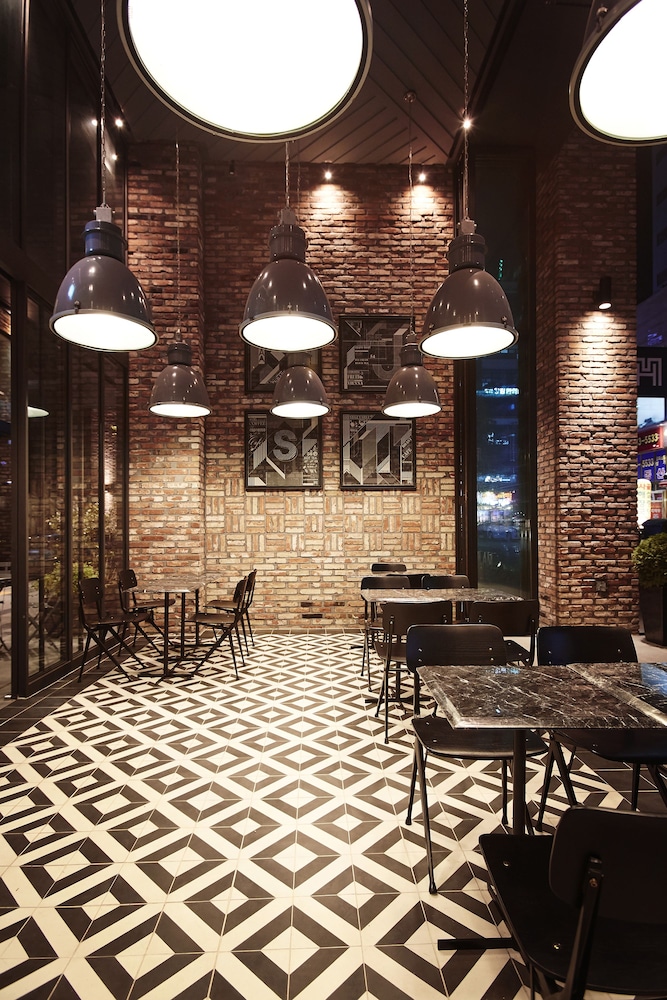 MD Hotel Dongtan (Formerly Staz Hotel Dongtan) 62/71