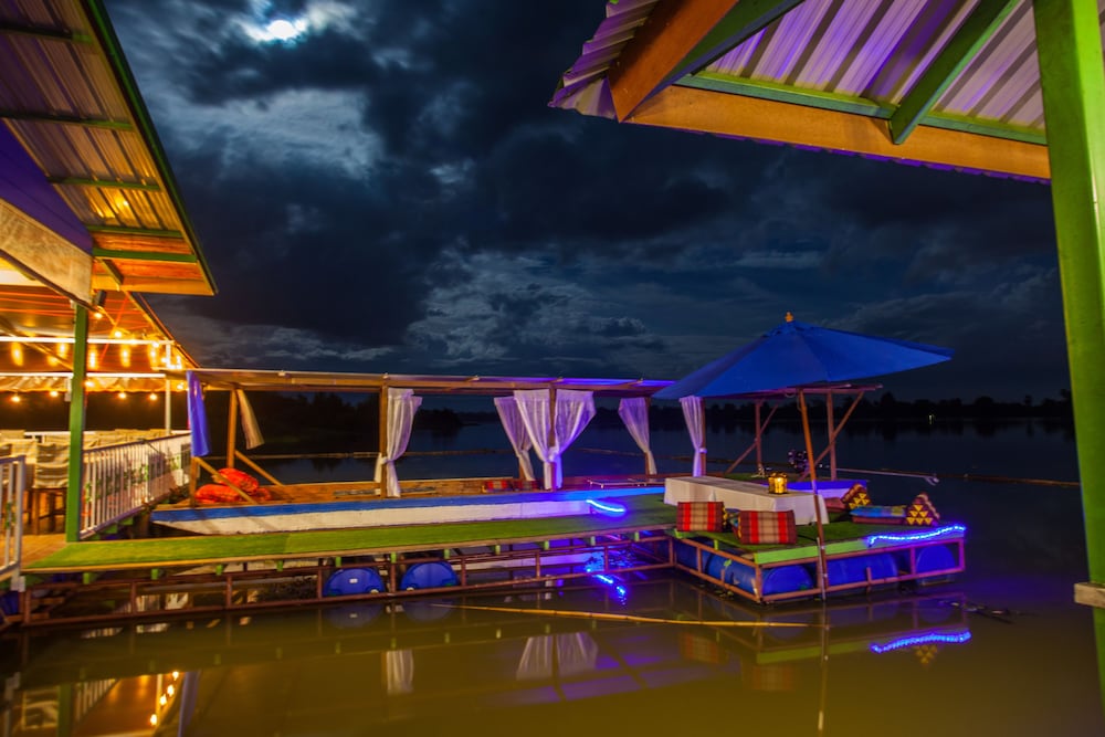Bluemoon Riverside Resort 32/50