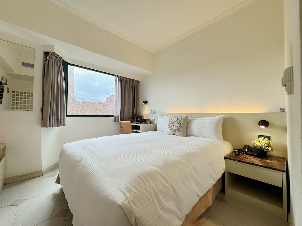 SUPERIOR, DOUBLE BED