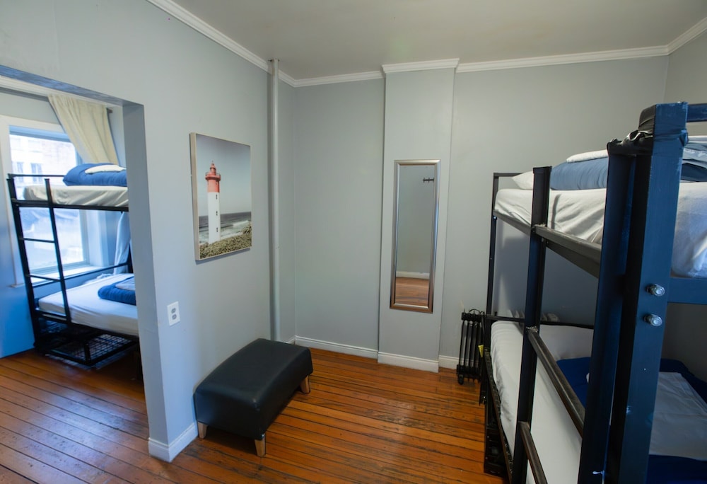 Cambie Downtown Hostel 14/27