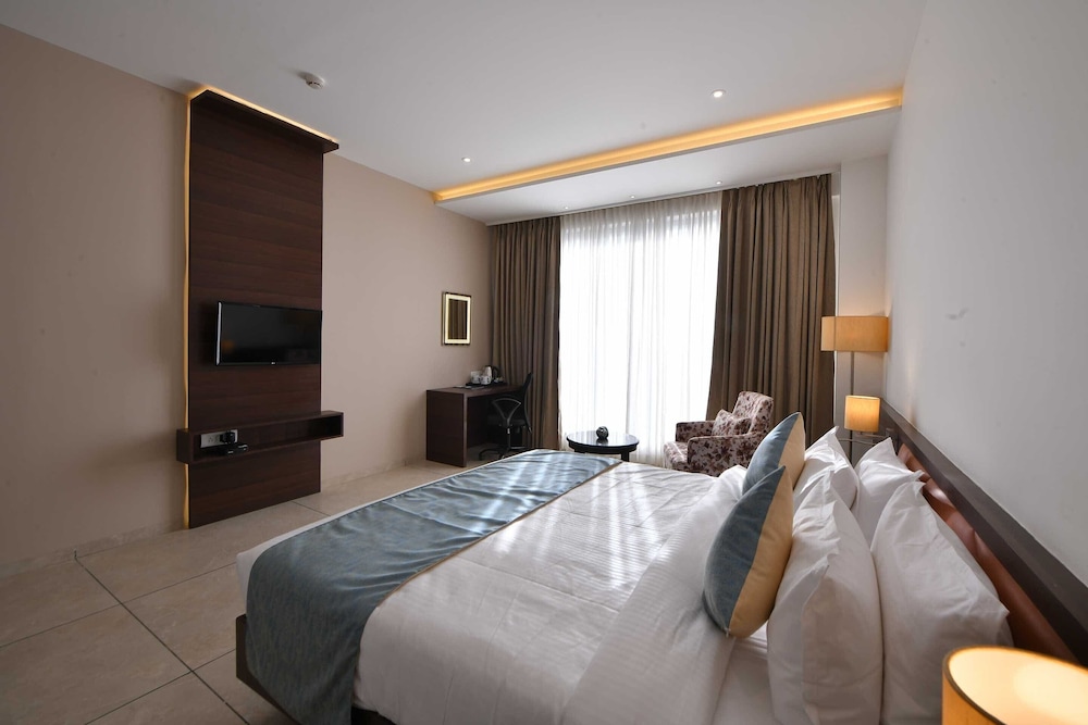 Palette - Hotel Royal Palace Morbi 14/50