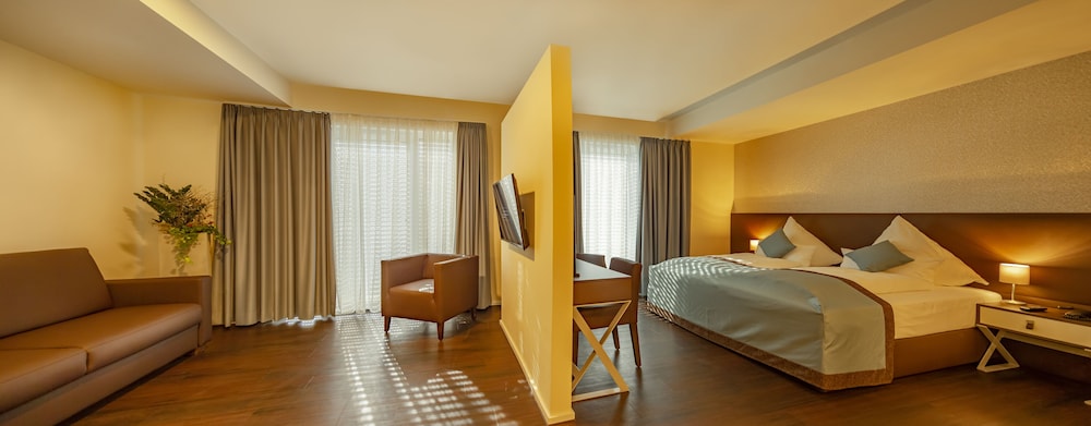 Trip Inn Conference Hotel & Suites 22/54