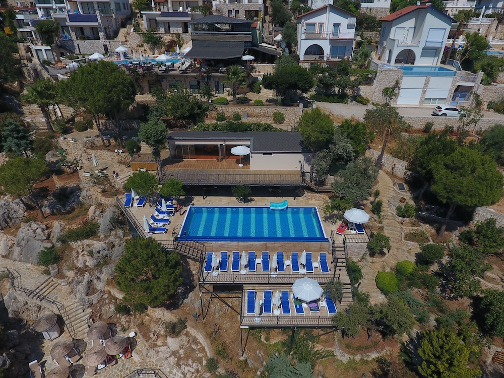 KULUBE HOTEL 3/50