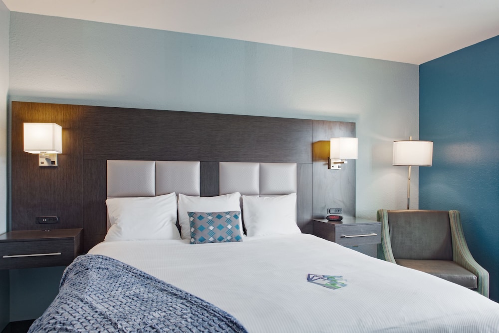 Iris Garden Inn 11/54