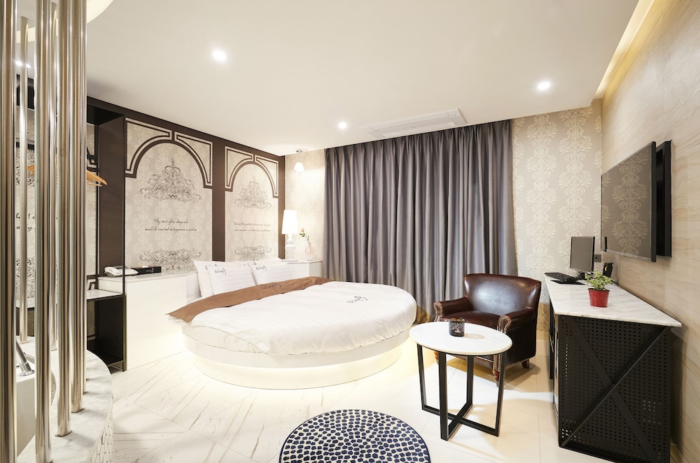 Hotel Boutique 9 Neungdong 12/31