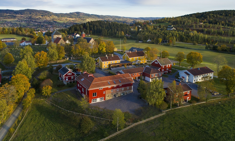 Granavolden Hotel & Gjestgiveri 40/50