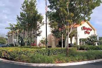 Hampton Inn Commercial Blvd Ft Lauderdale 8/35