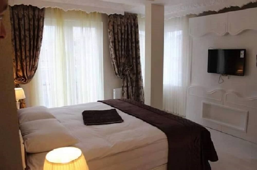 Azade Butik Otel 11/34