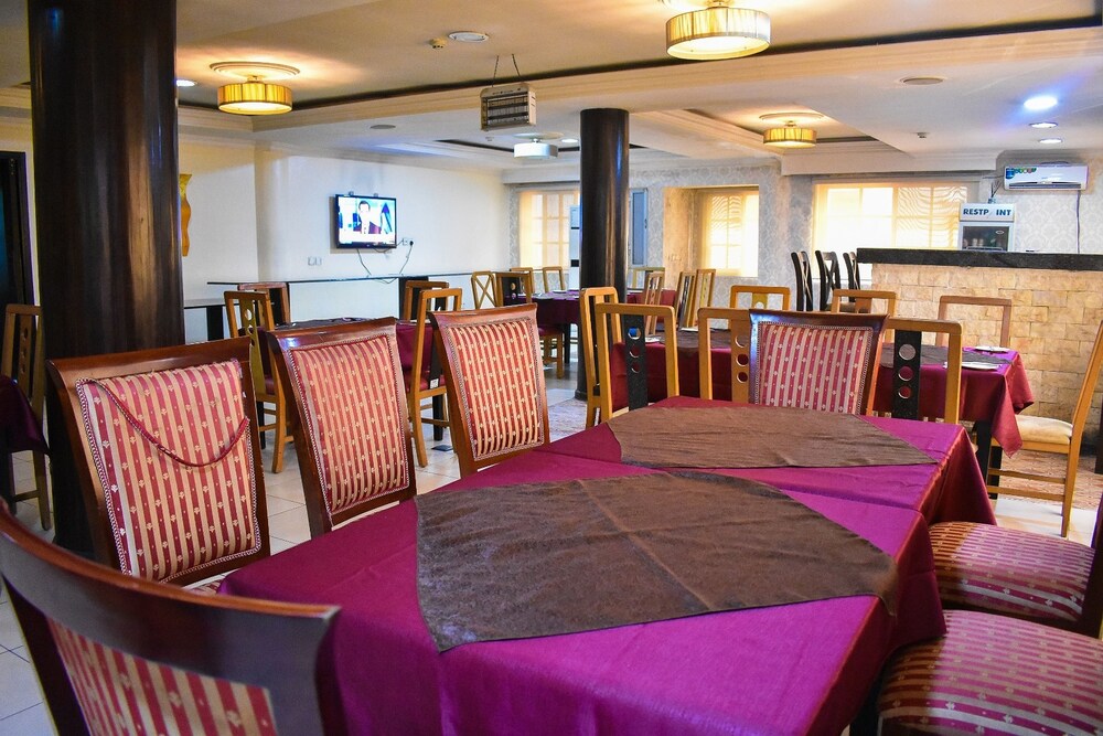 Beni Apartment And Suites 30/50
