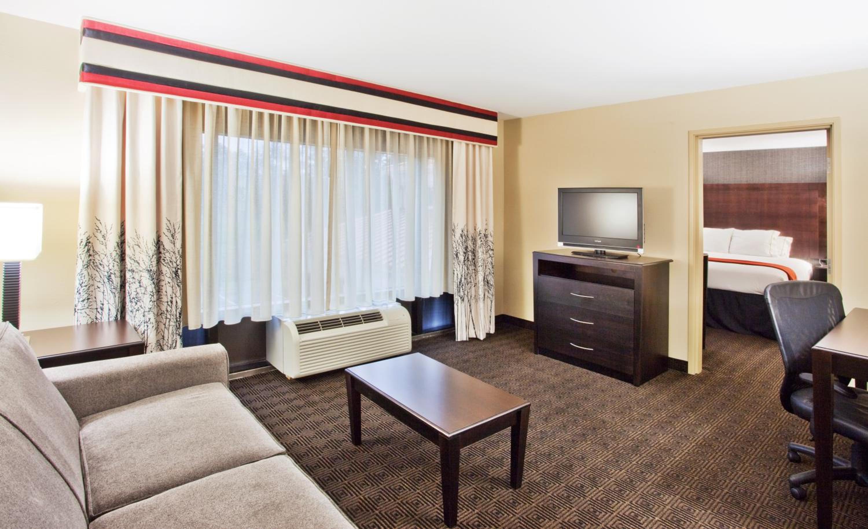 Mini, Suite, King Bed