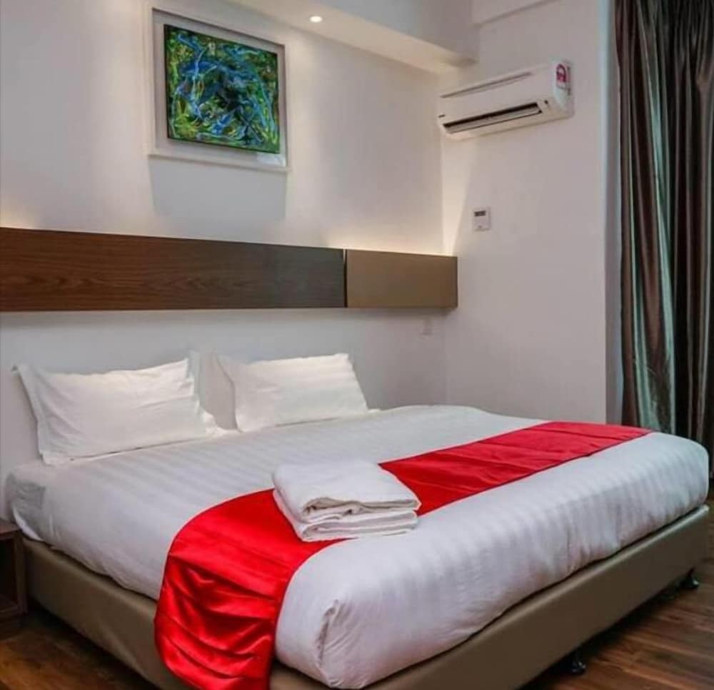 PREMIER, KING BED