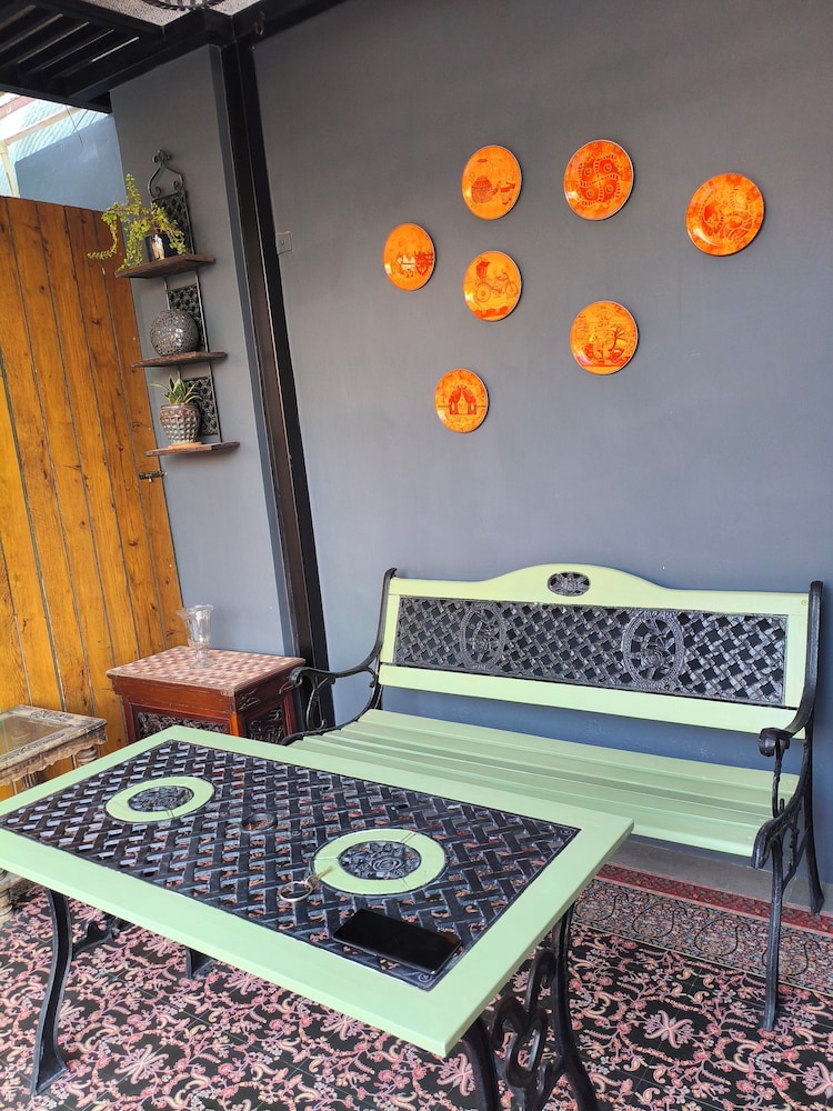 Hotel Vandana S Bed And Breakfast 36/50
