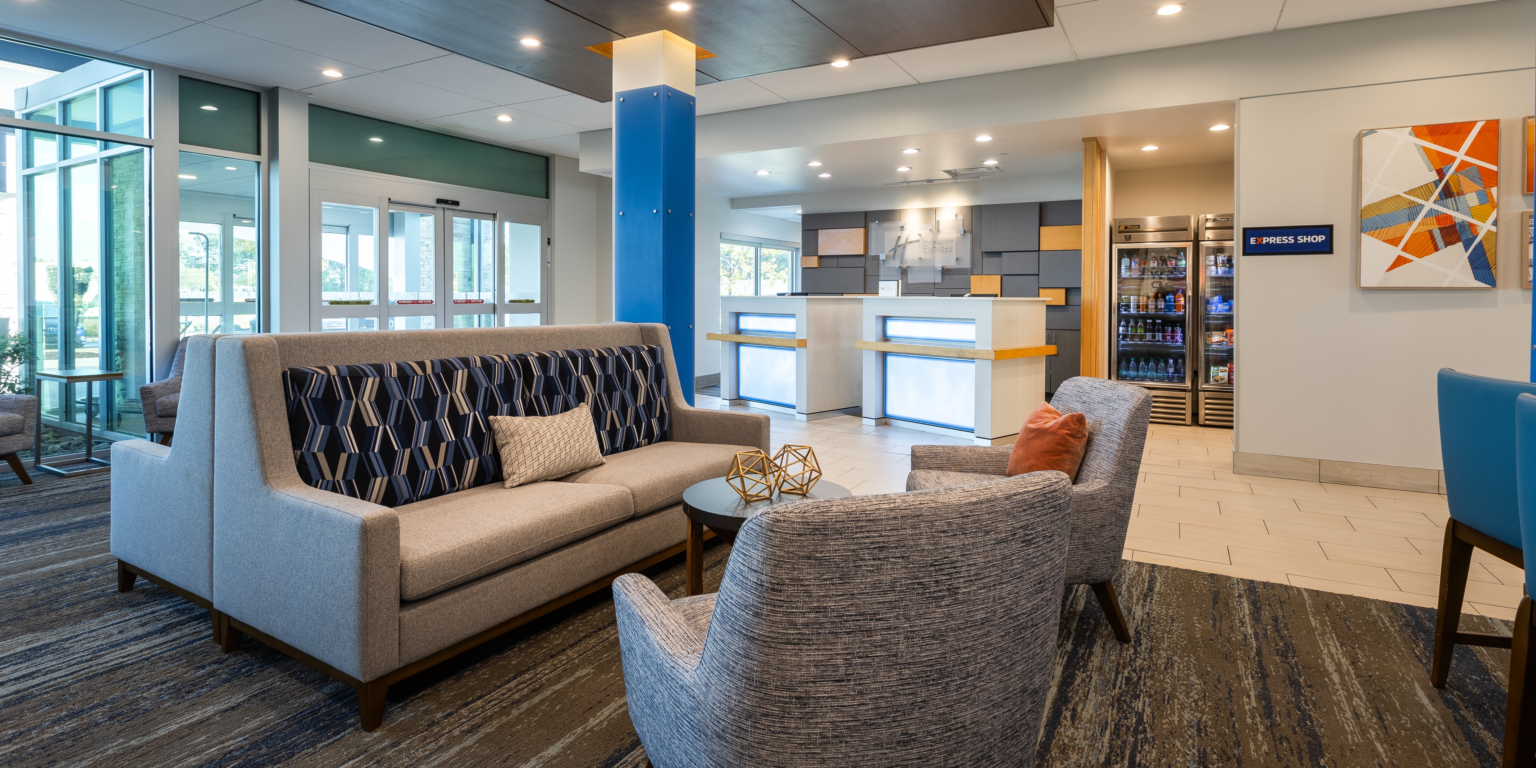 Holiday Inn Express Suites Greenwood Mall 45/67