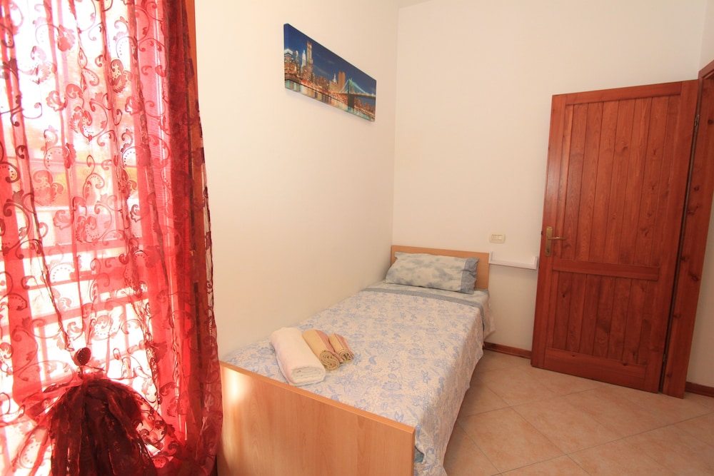 Begonia Villas 15/38