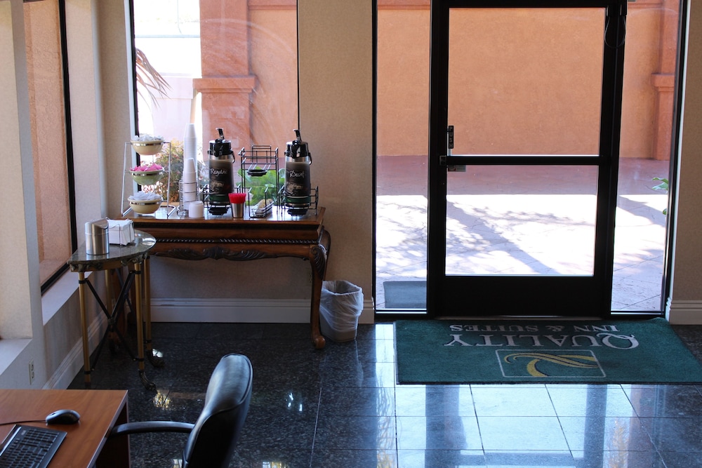 Quality Inn & Suites Oceanside Near Camp Pendleton 20/50