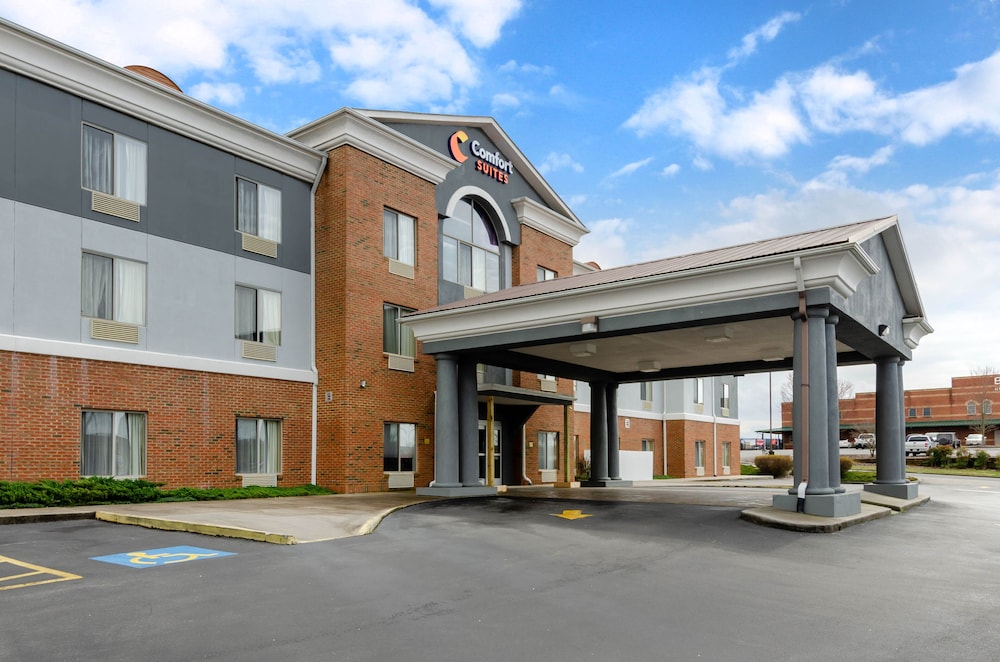 Comfort Suites Abingdon 1/40