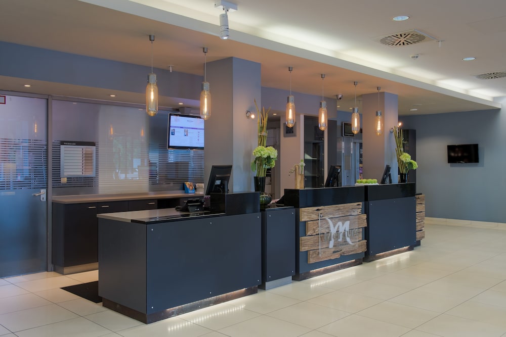 MERCURE HOTEL HAMBURG CITY 8/73