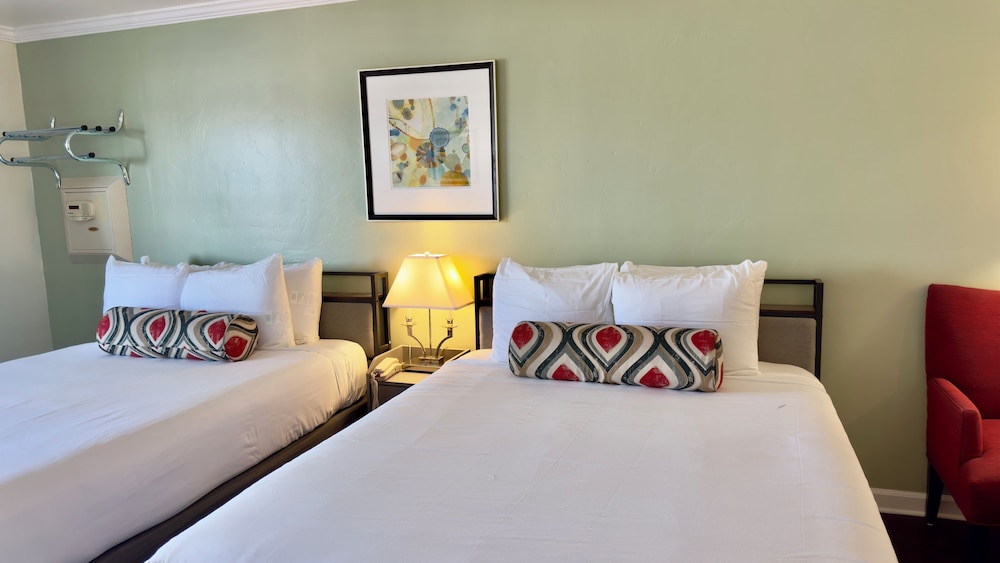 Marina Village Inn 20/50