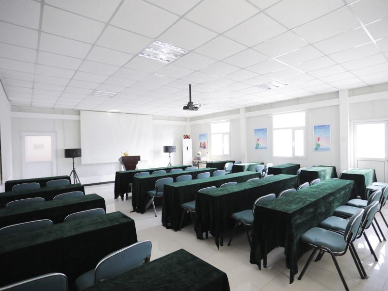 GreenTree Inn Baoding Sanfeng Road Agricultural University Shell Hotel 16/19
