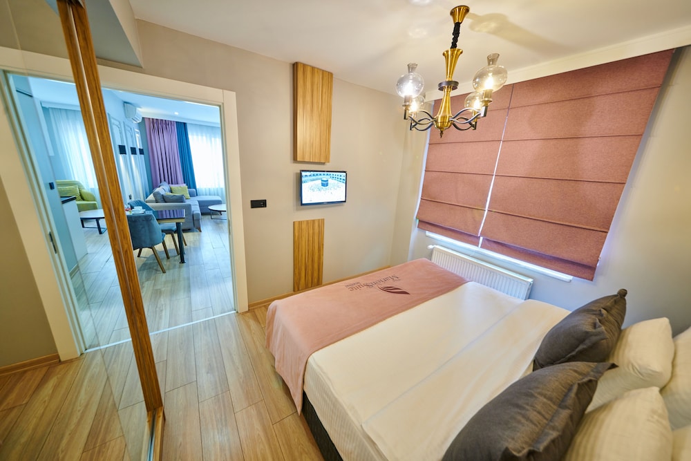 Hotel the Marions Suite 34/85