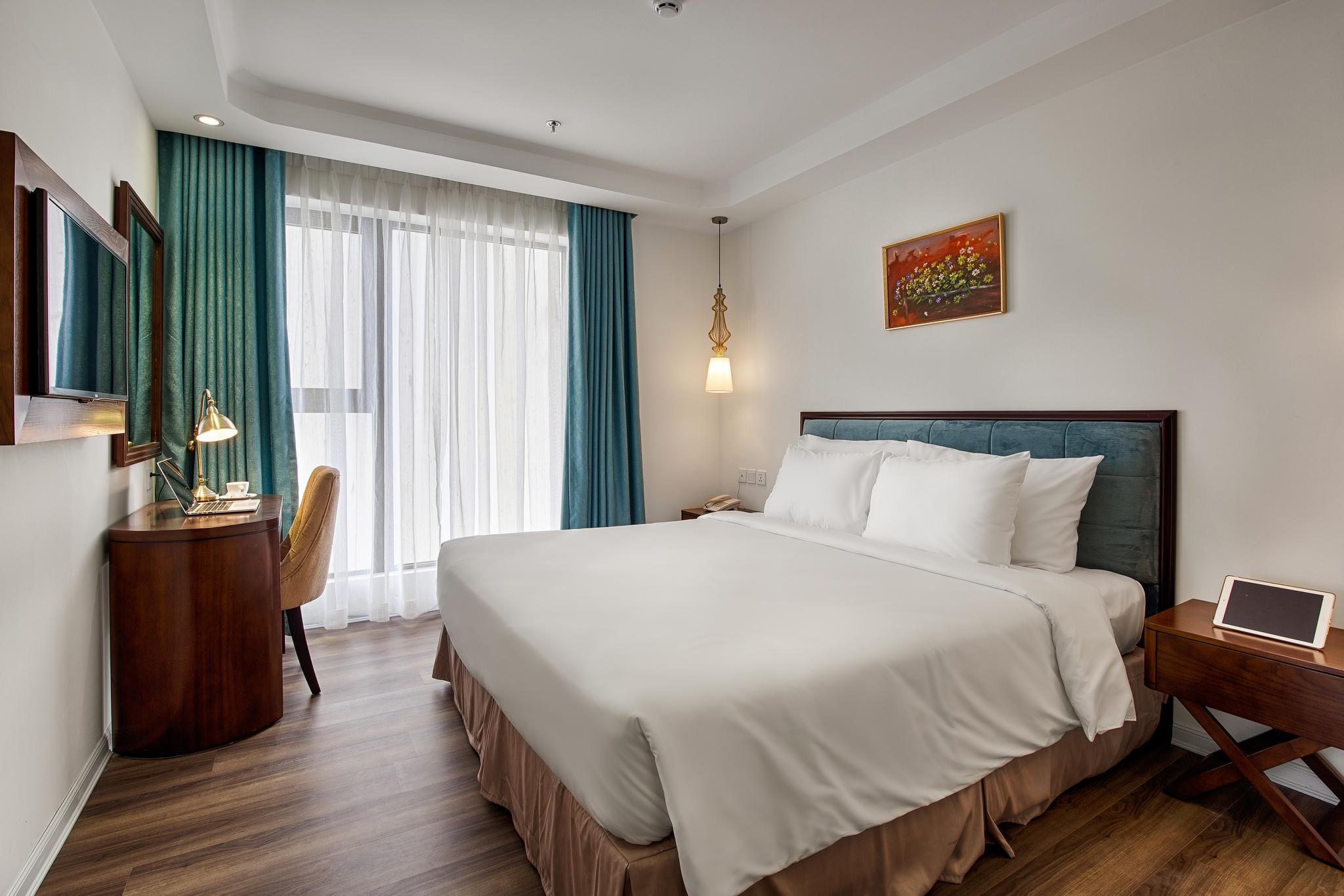SUPERIOR, DOUBLE BED