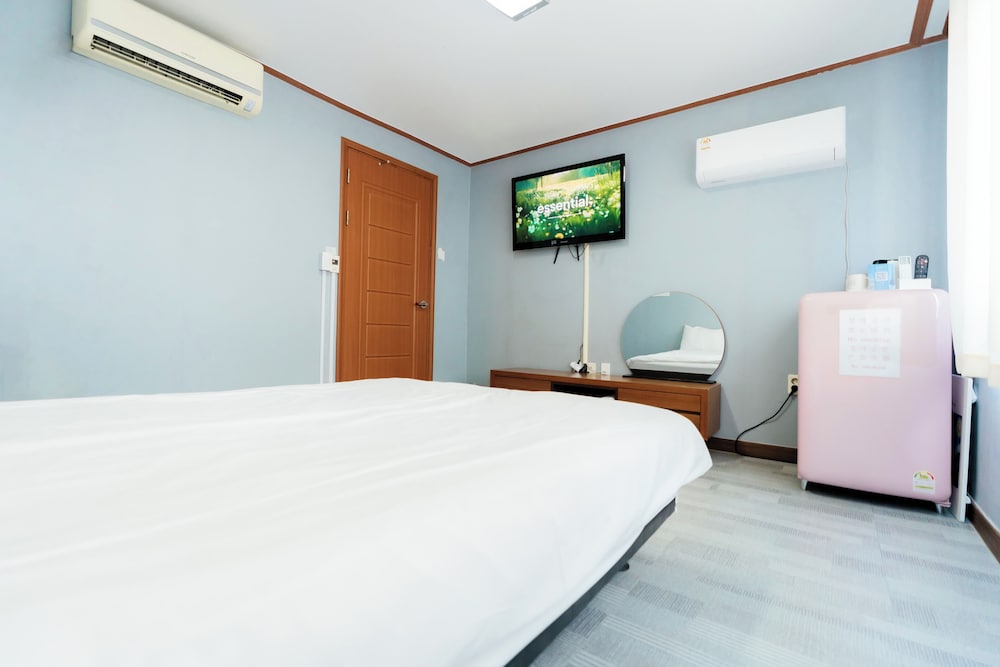 EQ Stay Hotel 15/50