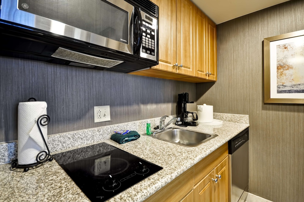 Homewood Suites by Hilton Hartford South-Glastonbury 51/58