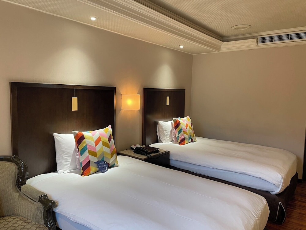 Taipei Charming City Hotel Xinyi 6/28