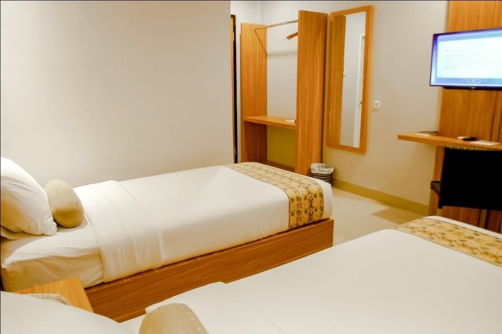 CoreInn Merauke 6/25