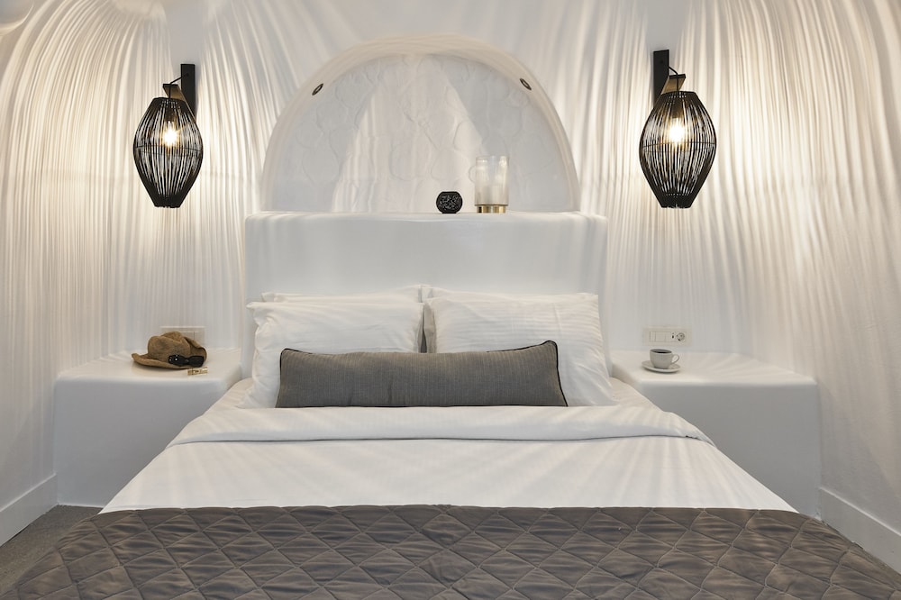 Virginia's Cave Villas 9/40