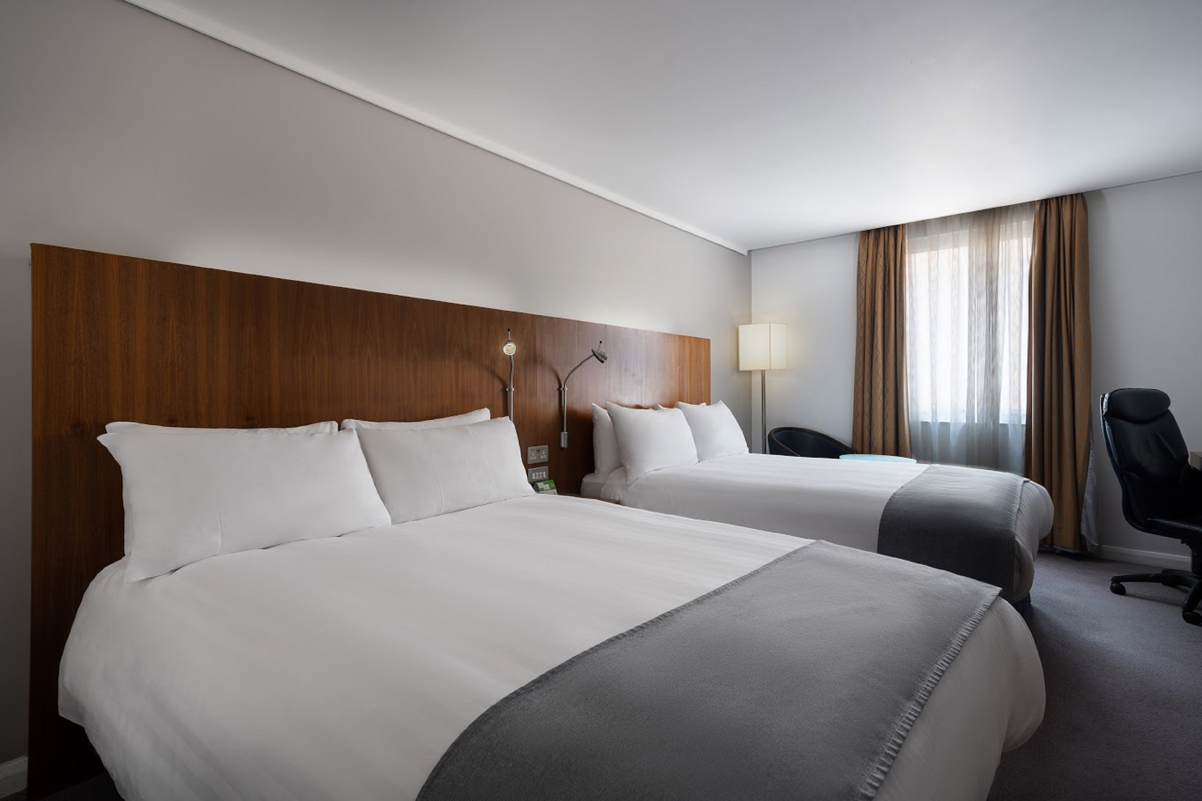 Holiday Inn London - Camden Lock by IHG 18/84