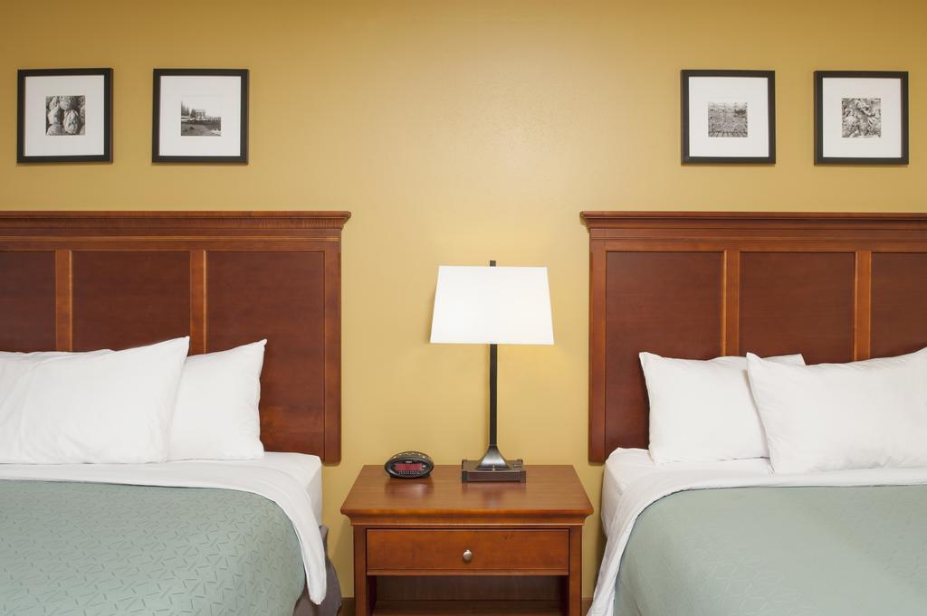 Country Inn & Suites by Radisson Holland, MI 14/42