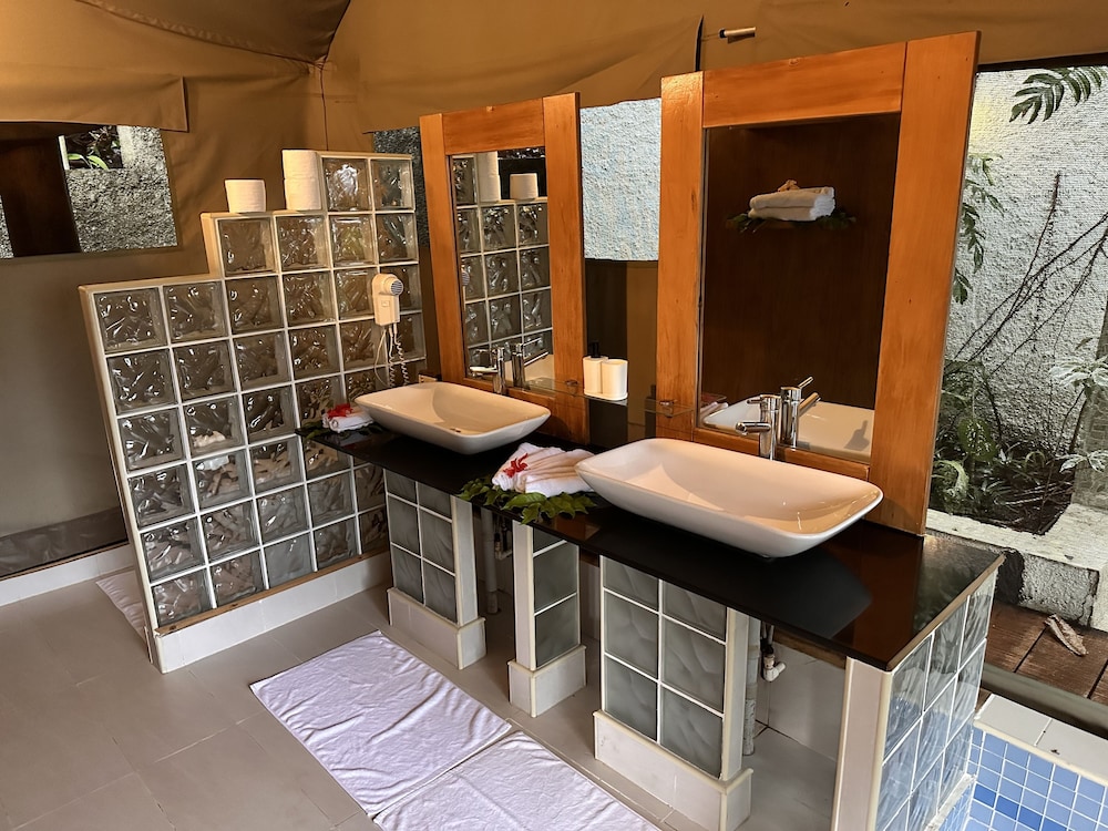 Sau Bay Resort and Spa 50/50