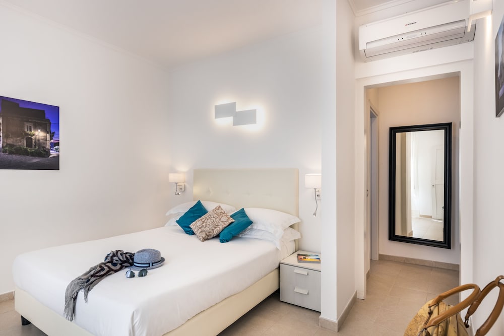 Lemoni Suite 24/56