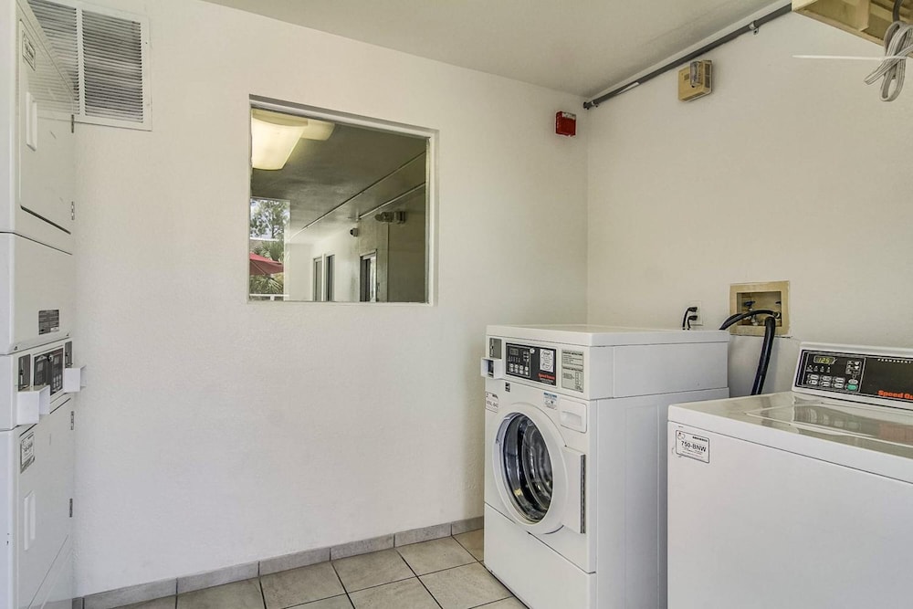 Motel6 Jacksonville, FL - Orange Park 15/60