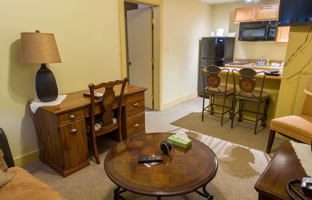 Genetti Hotel SureStay Collection By Best Western 41/44