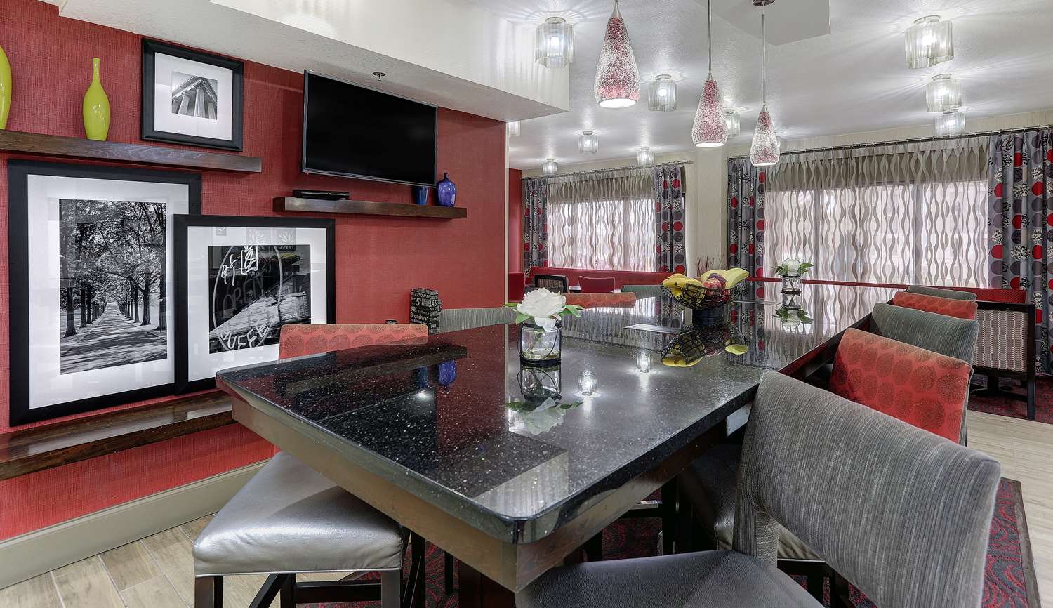 restaurant cafeteria
