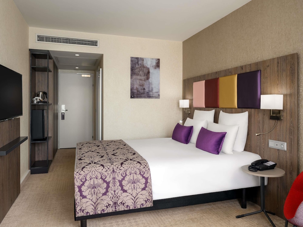 SUPERIOR, DOUBLE BED