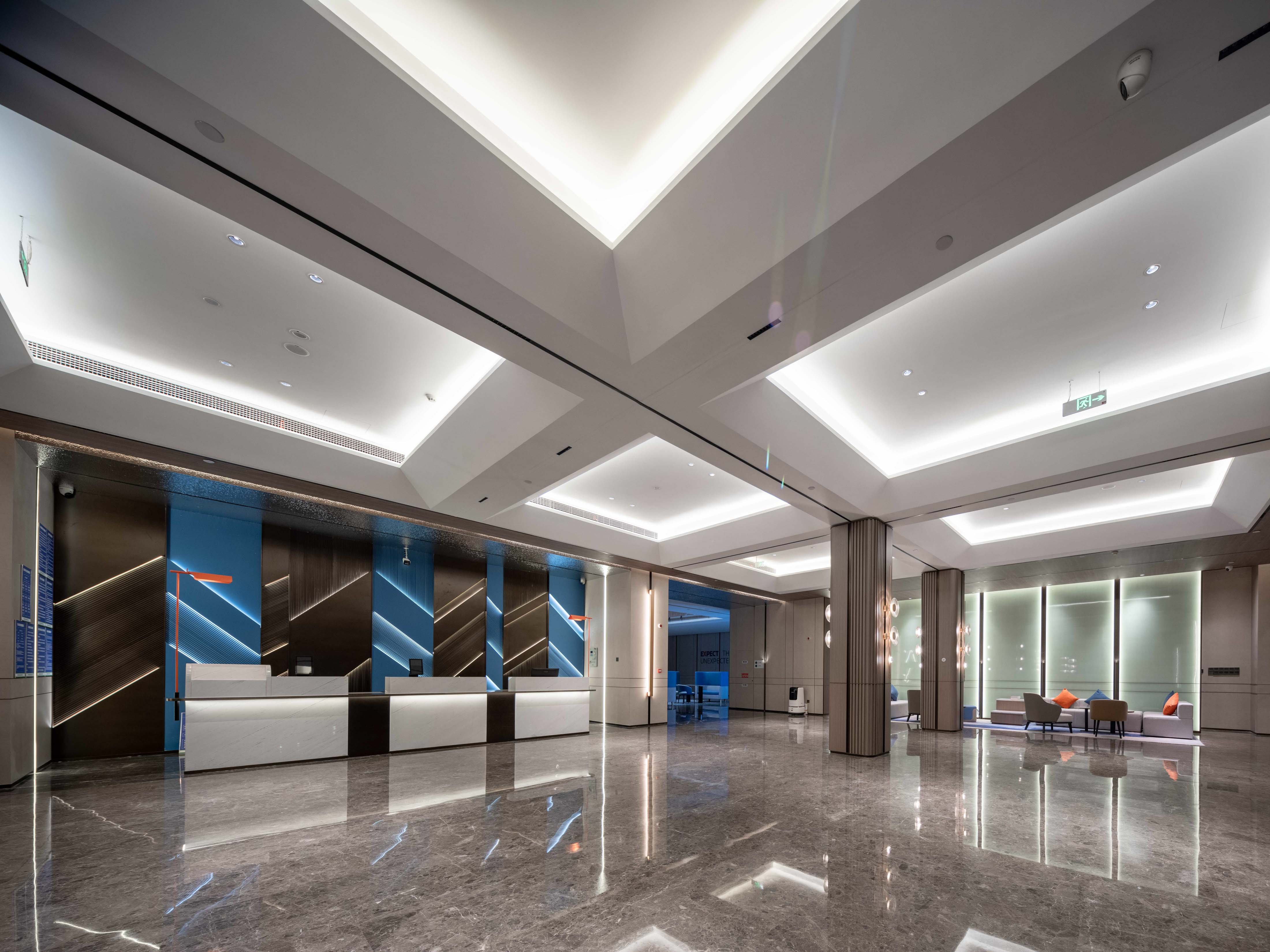 Holiday Inn Express Hai'An Railway Station 8/39