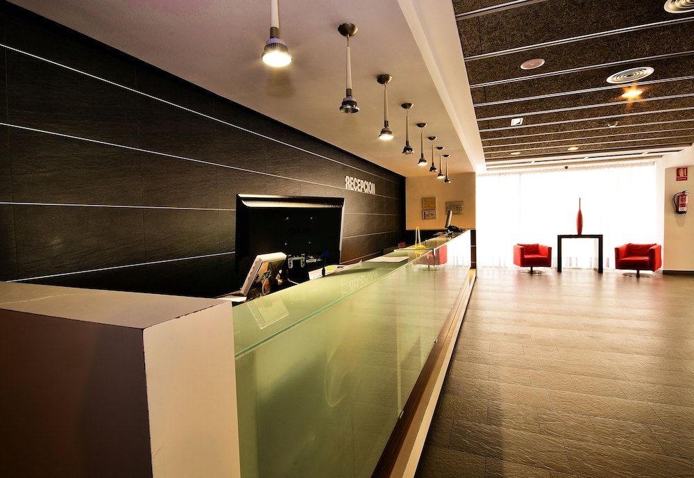 Hotel Sol Y Sombra 8/35