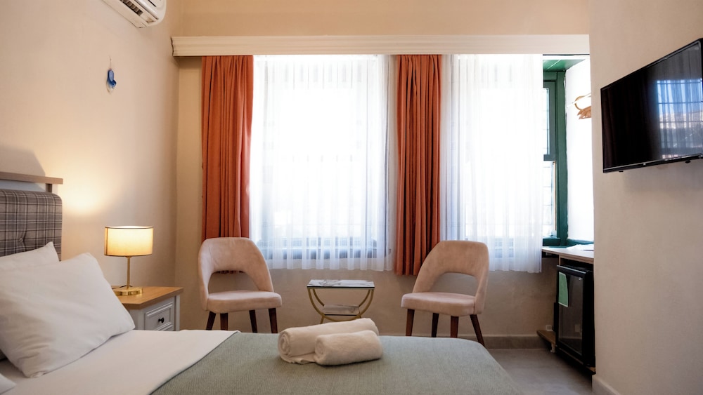 Garden Palace Hotel 30/50