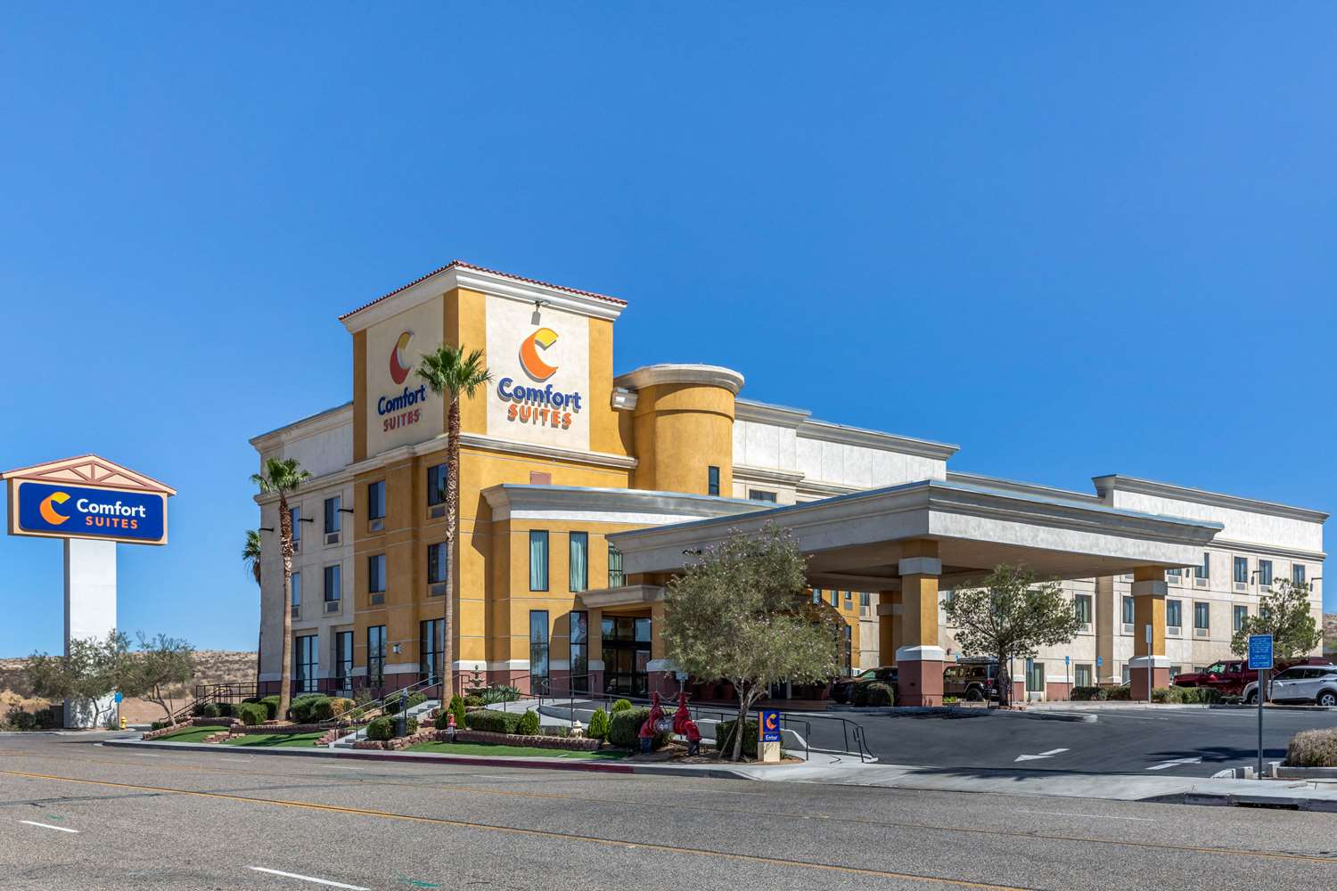 Comfort Suites Barstow Near I-15 51/51