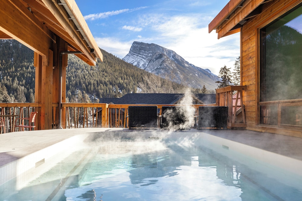 Moose Hotel And Suites 37/66