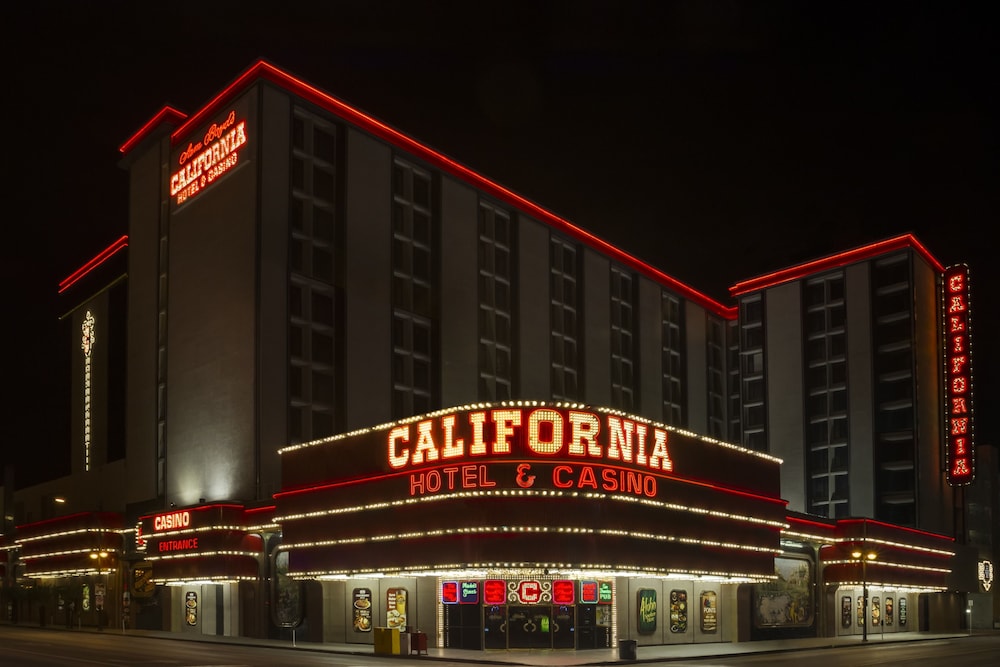 California Hotel And Casino photo2