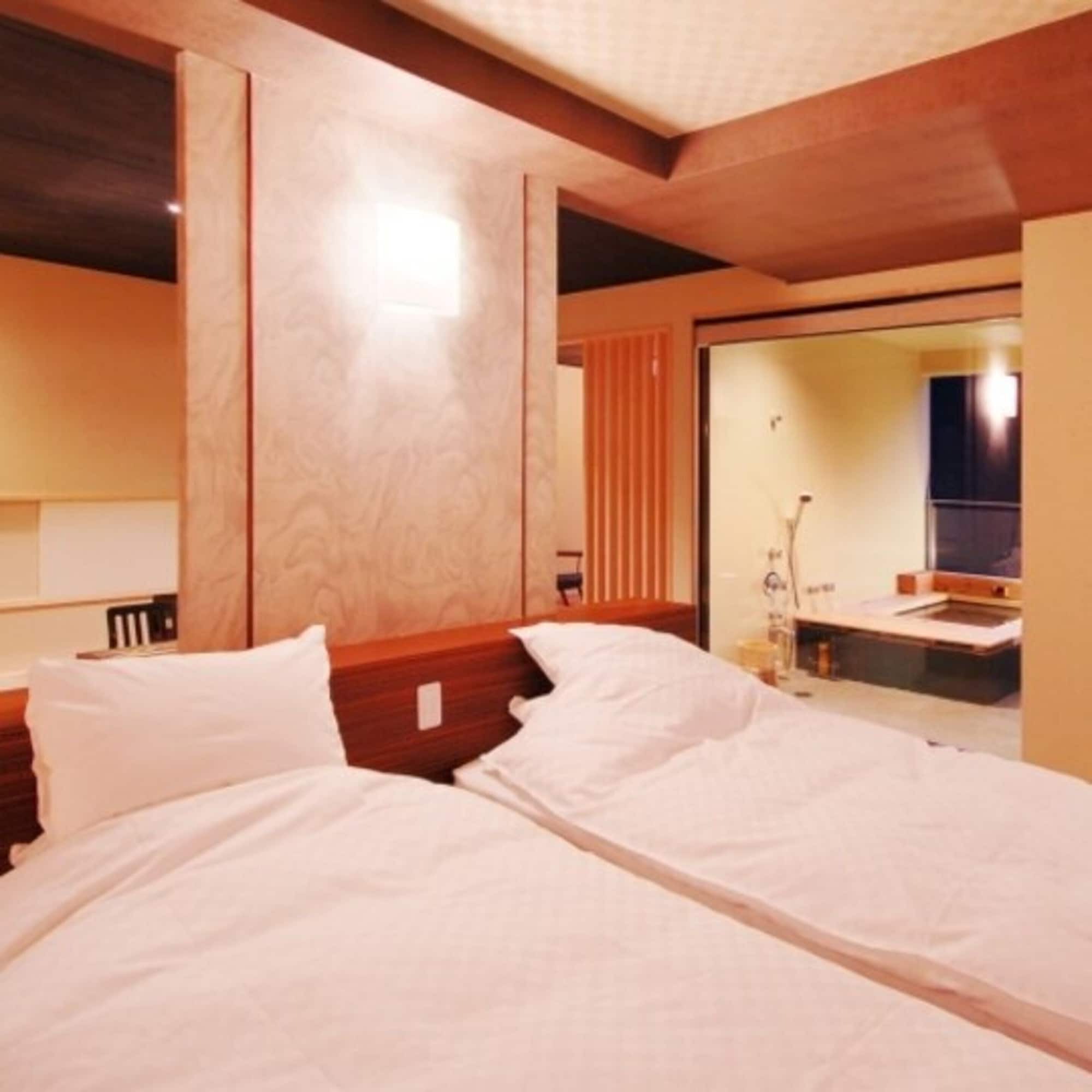 SUITE, MOUNTAIN VIEW, OUTDOOR BATH