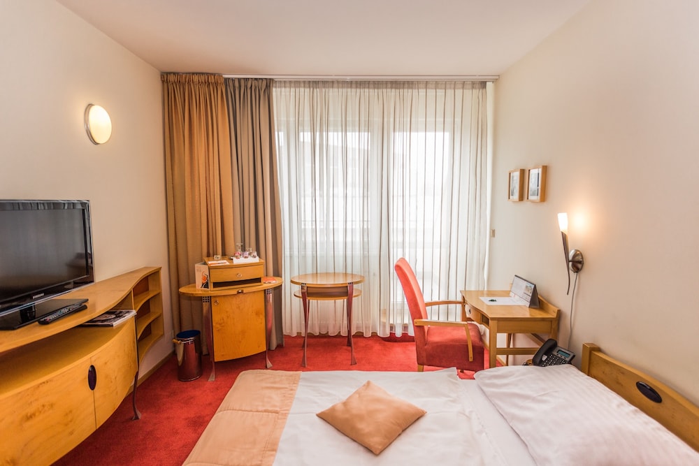 Hotel SET 58/68