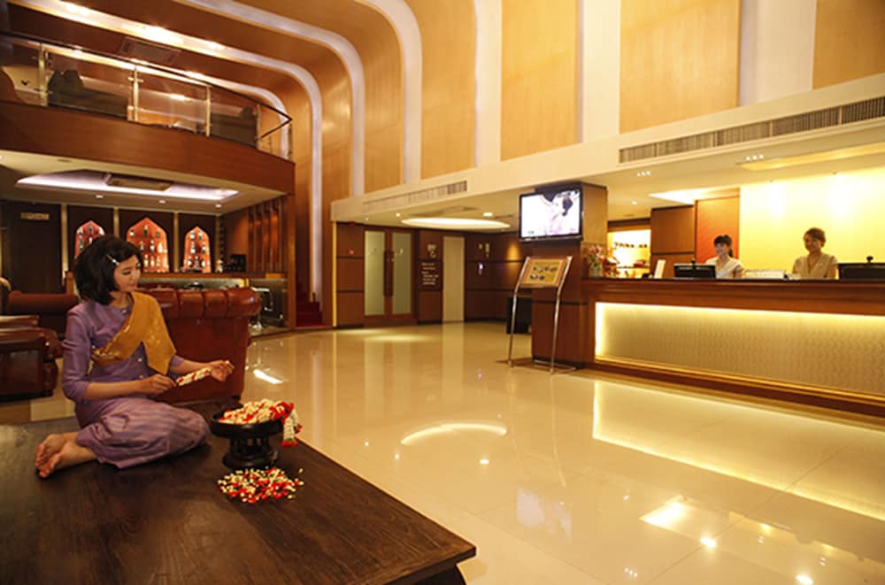 Suvarnabhumi Suite 16/66