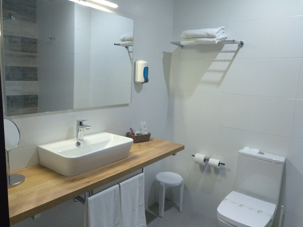 Marques de Santillana Hotel 9/60