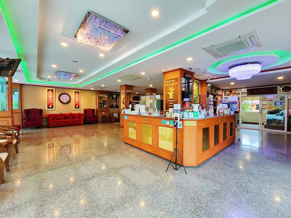 Phaithong Sotel Resort 5/50